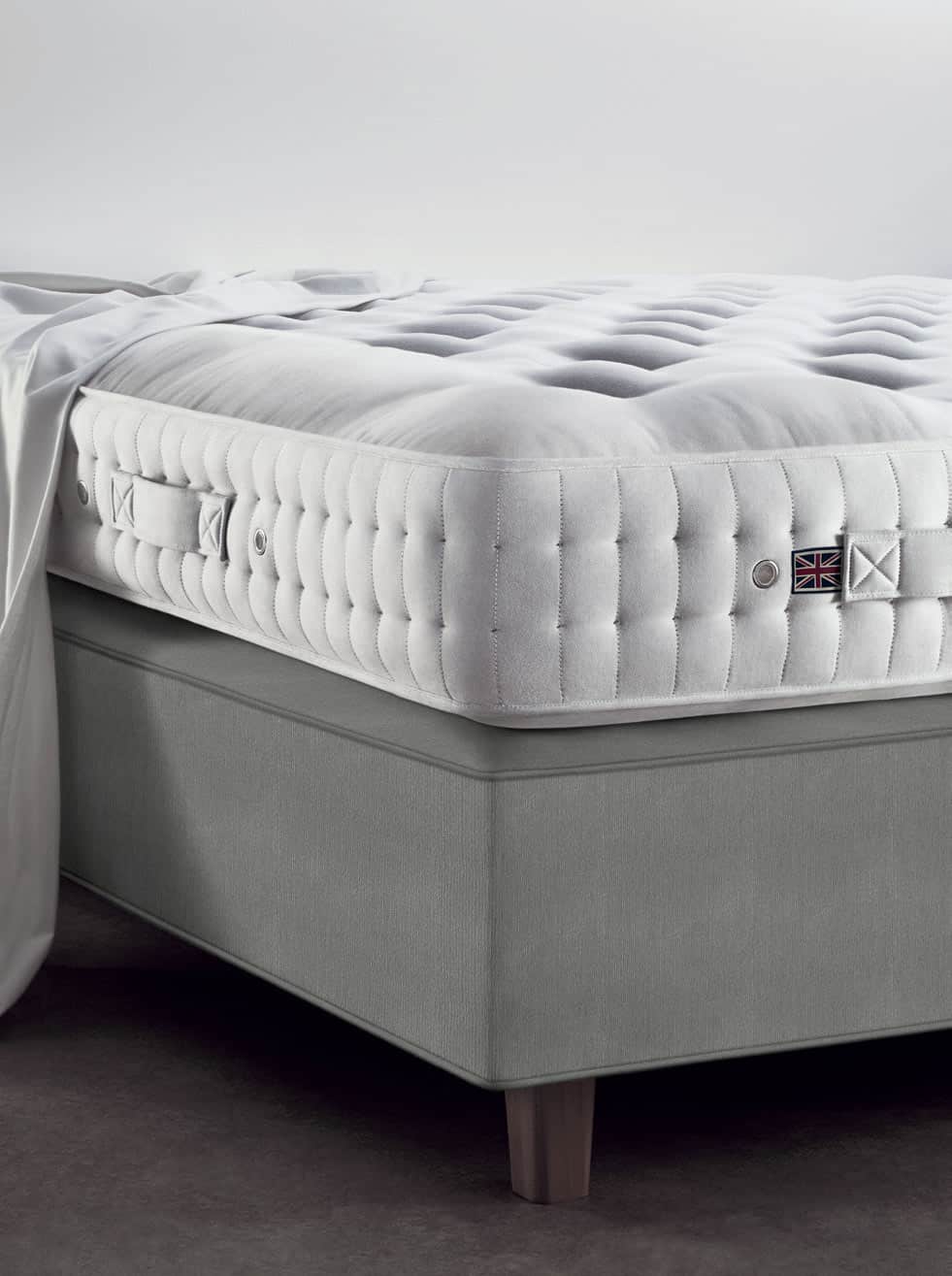 vispring-elite-mattress-deluxe-divan-corner Vispring Elite mattress and DeLuxe divan corner